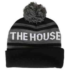 Closet Closing! ⭐NWT⭐Poof Ball Beanie